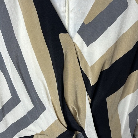 TRINA TURK SILK DRESS - Picture 4 of 7